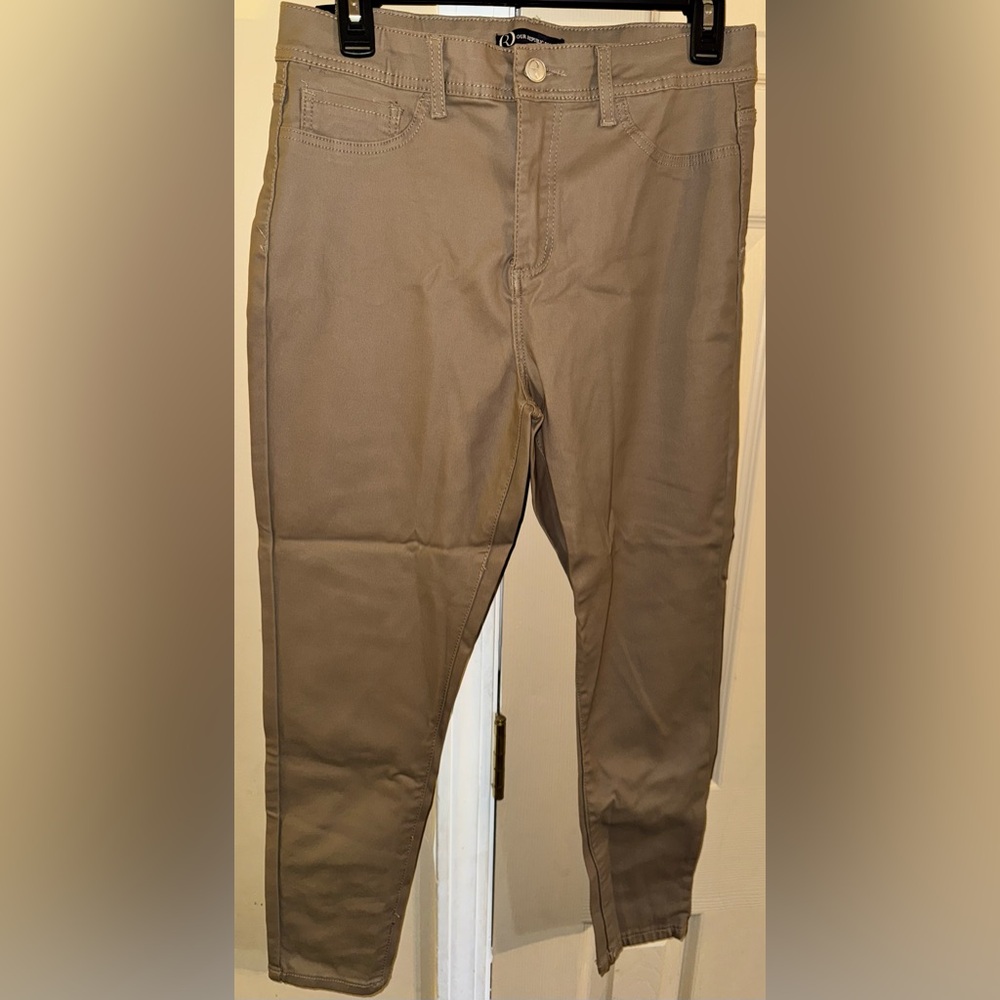 Womens Tan Pants